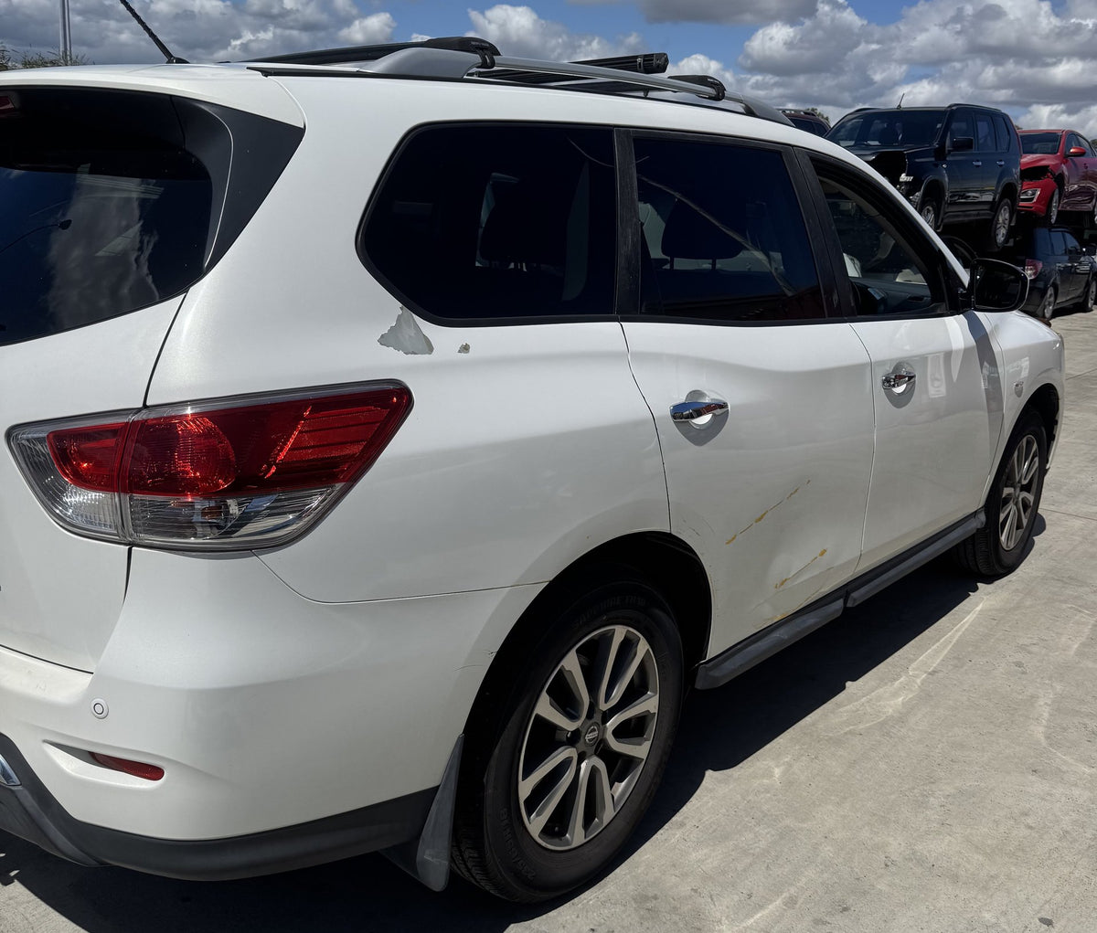 2014 Nissan Pathfinder R52