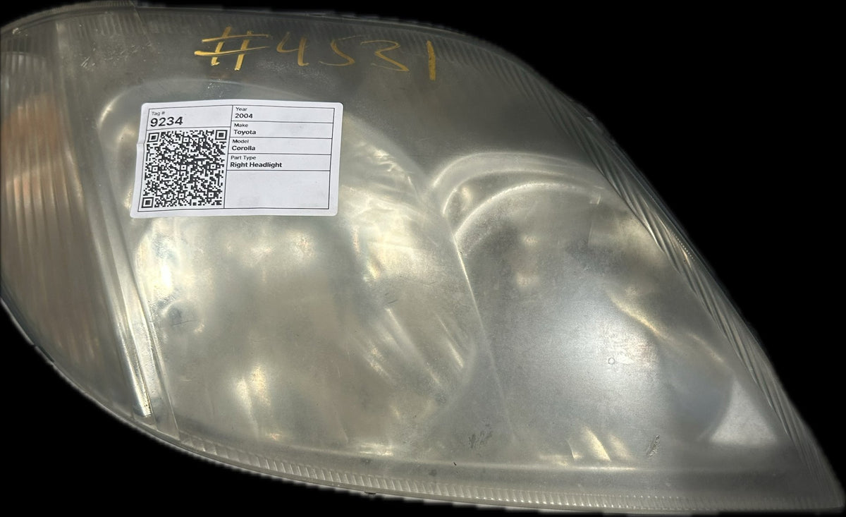 2004 Toyota Corolla E120 Hatchback Right Headlight