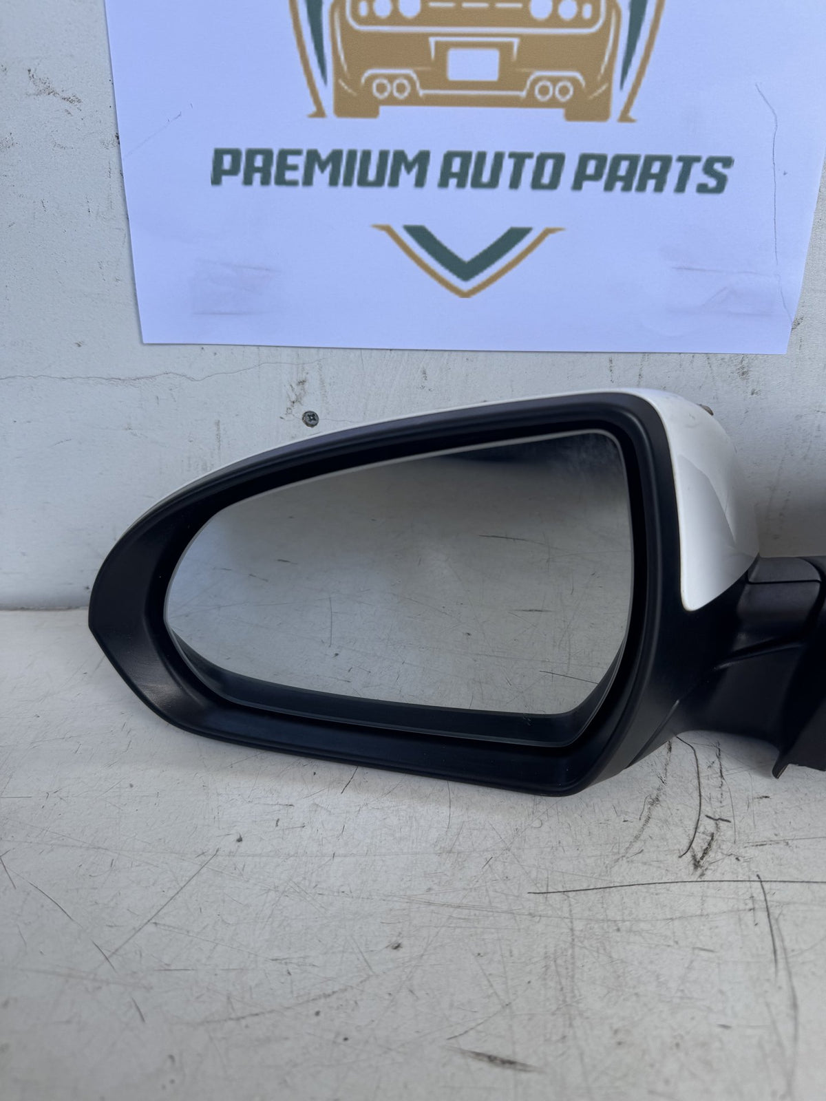 2017 Hyundai Elantra Left Door Mirror E4 044782