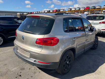 2013 Volkswagen Tiguan MK1- 5N