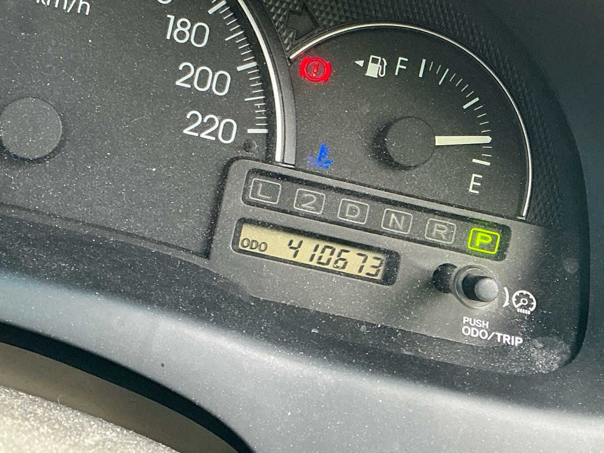 2003 Toyota Avensis Verso