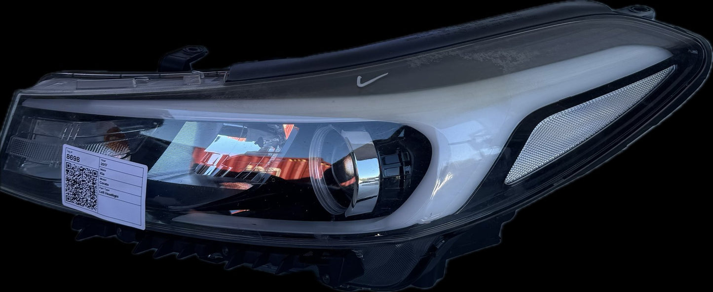 2017 Kia Cerato YD Hatchback Left Headlight