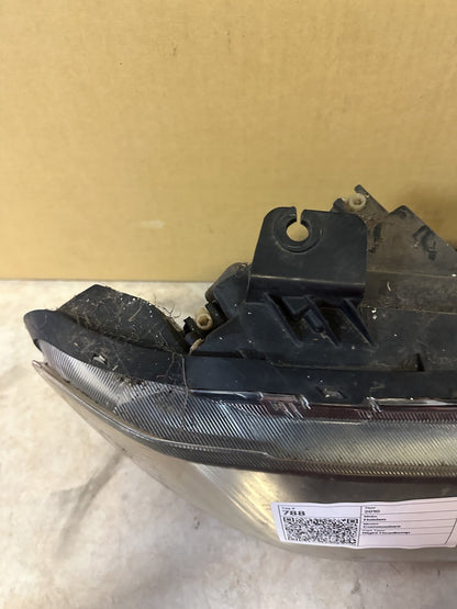 2010 Holden Commodore Commodore Right Headlight