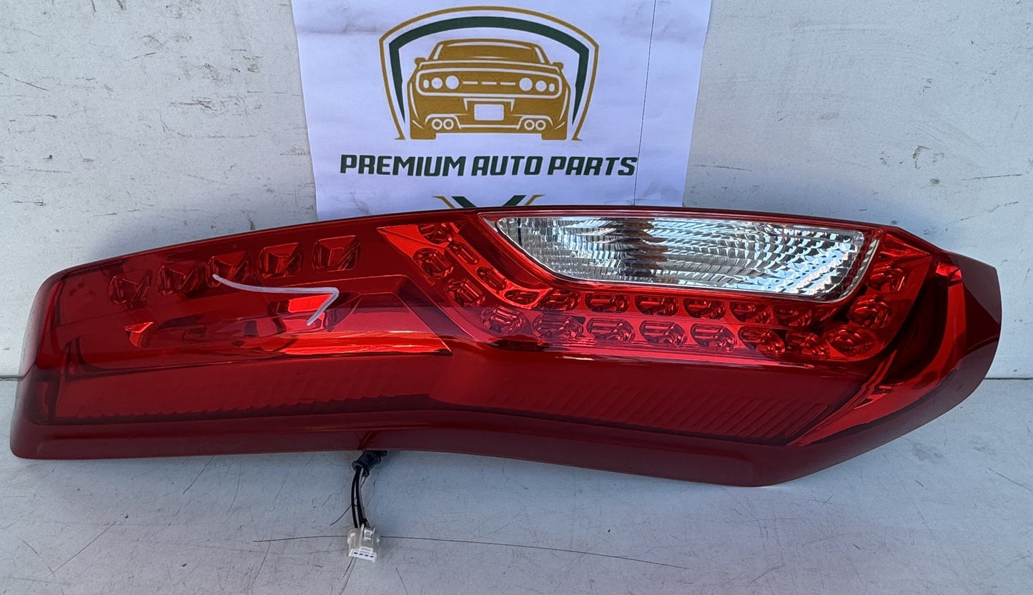 2010   Left Taillight