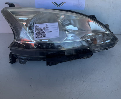 2014 Nissan Pulsar B17 Sedan Right Headlight