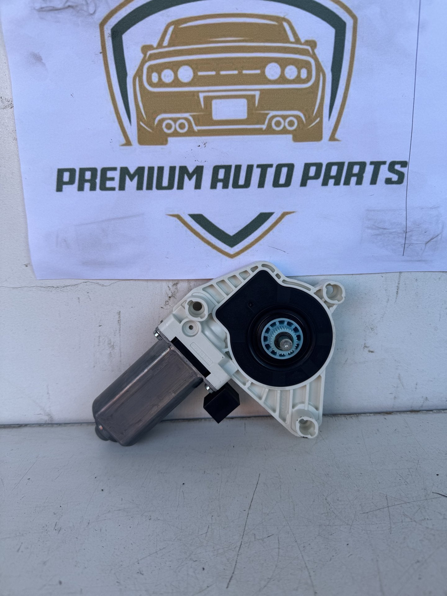 2019 Volkswagen Golf Station Wagon RIGHT FRONT WINDOW MOTOR
