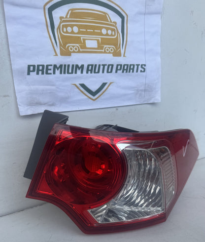 2009  CU Right Taillight
