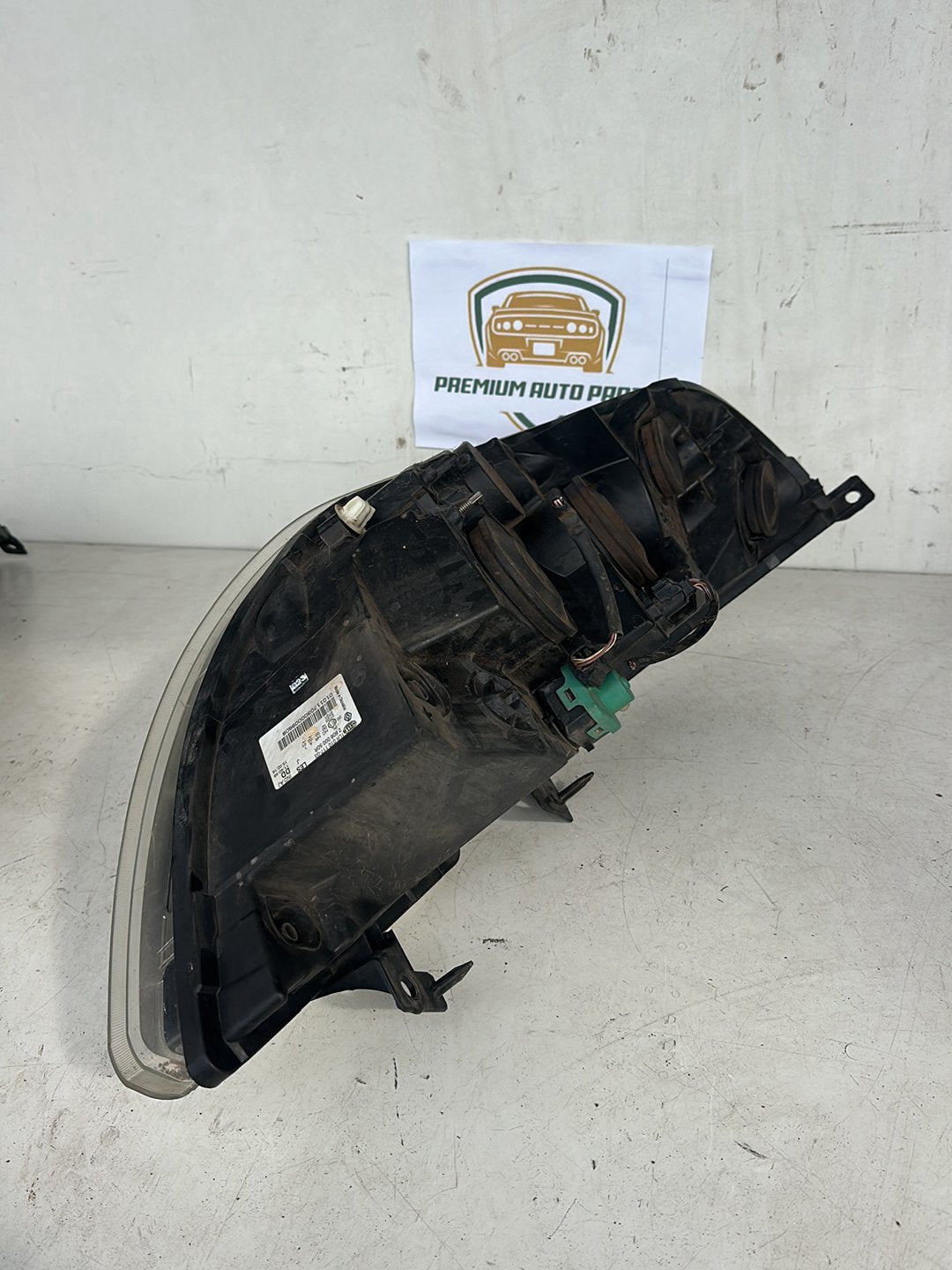 2016 Renault Master Cargo Van Left Headlight