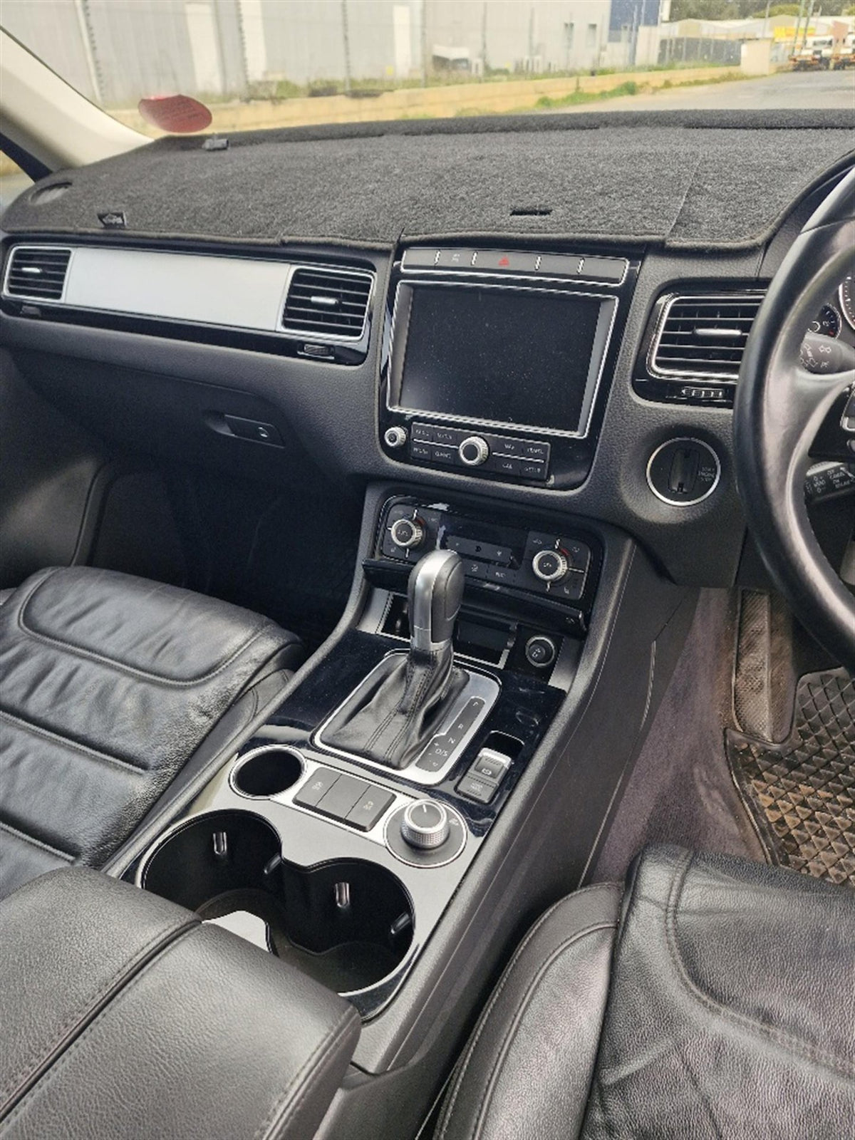 2015 Volkswagen Touareg MK2- 7P