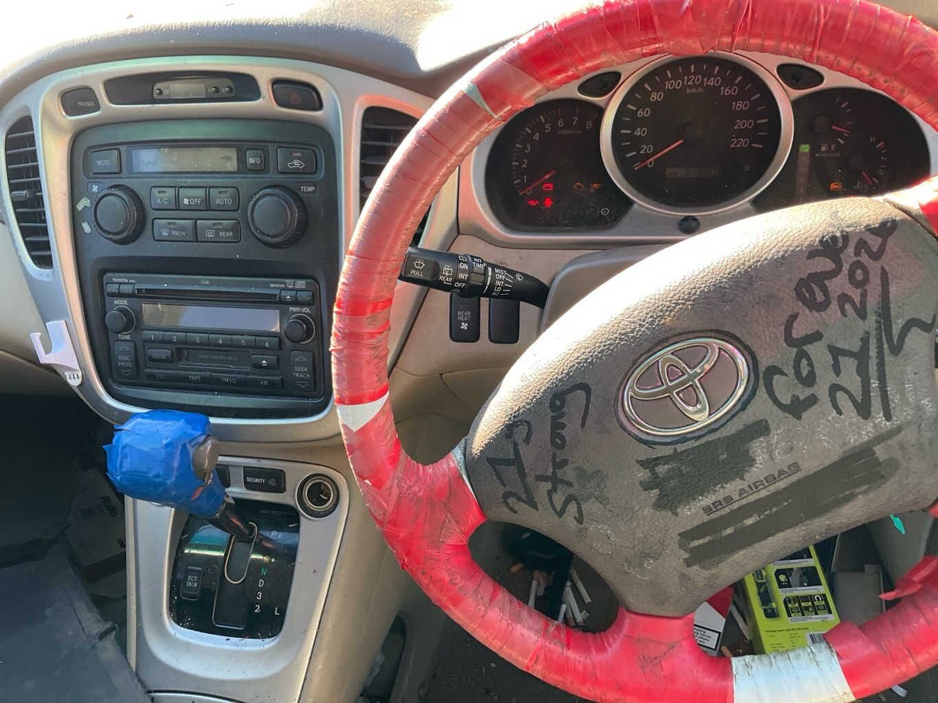 2005 Toyota Kluger XT U40