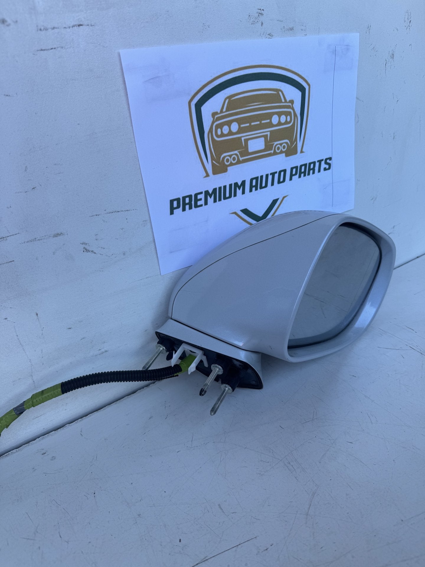 2010  E20 Right Door Mirror