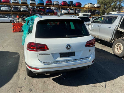 2017 Volkswagen Touareg MK2- 7P