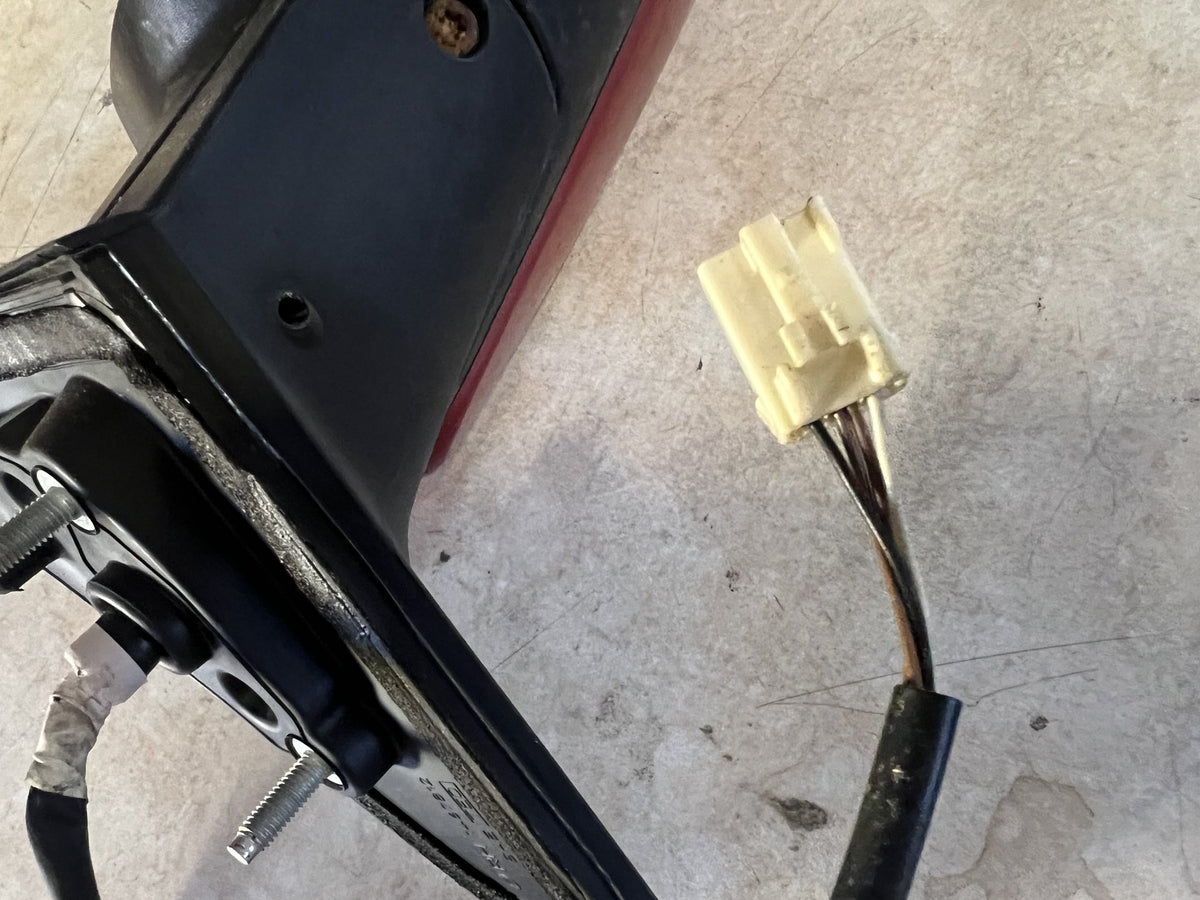 2004-2007 Toyota Corolla Right Door Mirror