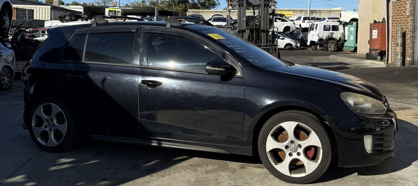 2010 Volkswagen Golf  MK6 - 5KStation Wagon 
Volkswagen
Golf