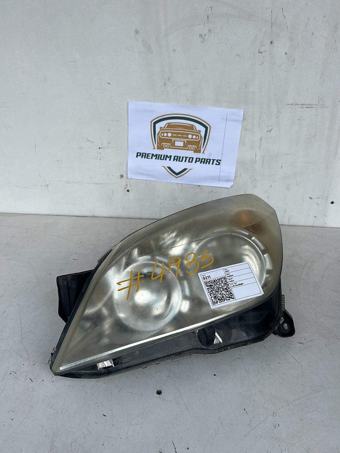 2007 Holden Astra Hatchback Left Headlight