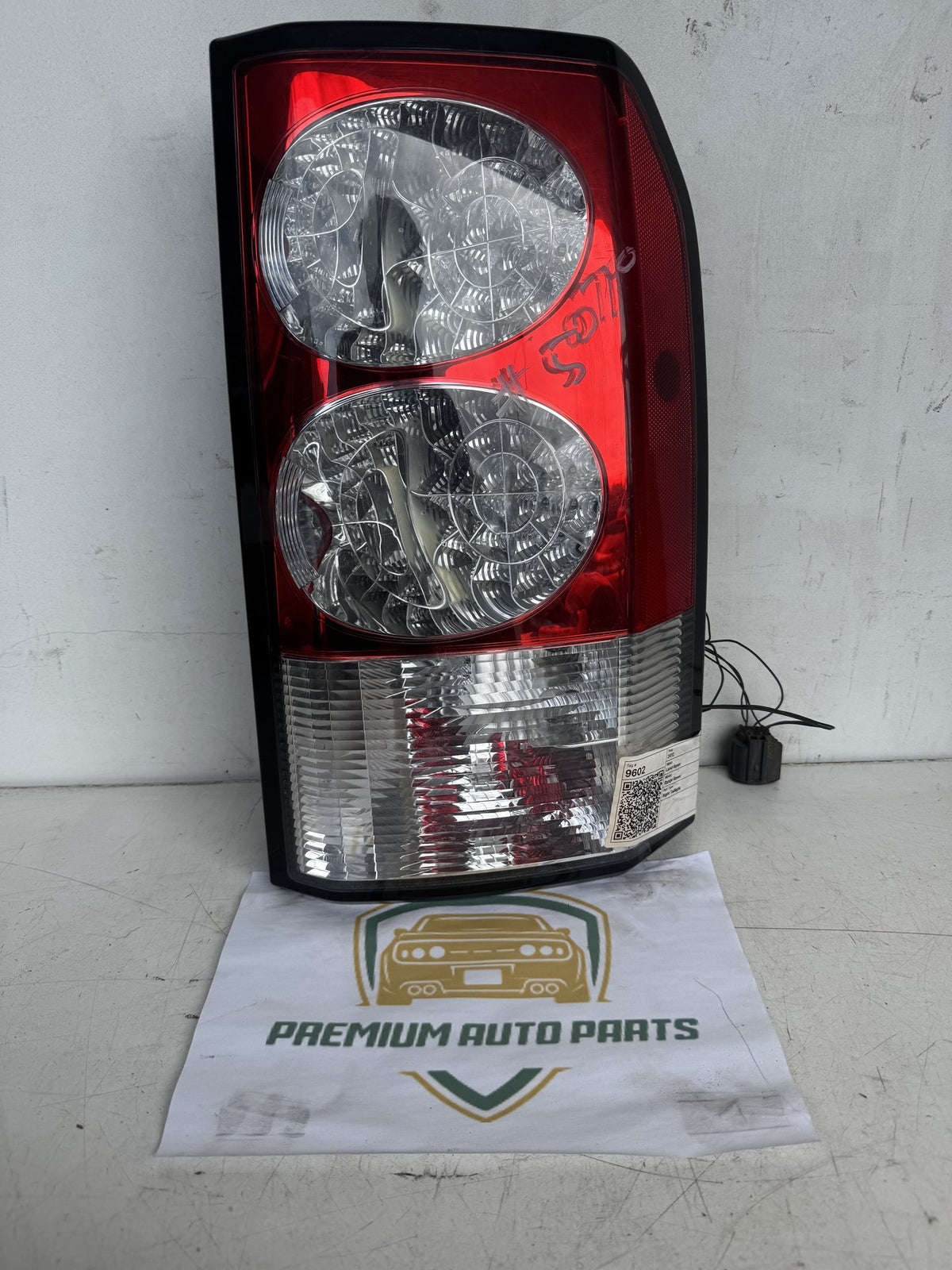2012 Land Rover Range Rover Station Wagon Right Taillight