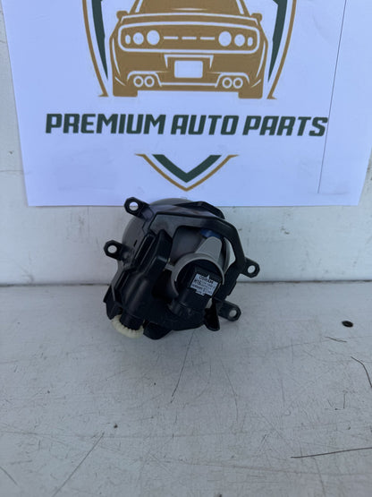 2017 Toyota RAV4 Station Wagon Right Fog Light