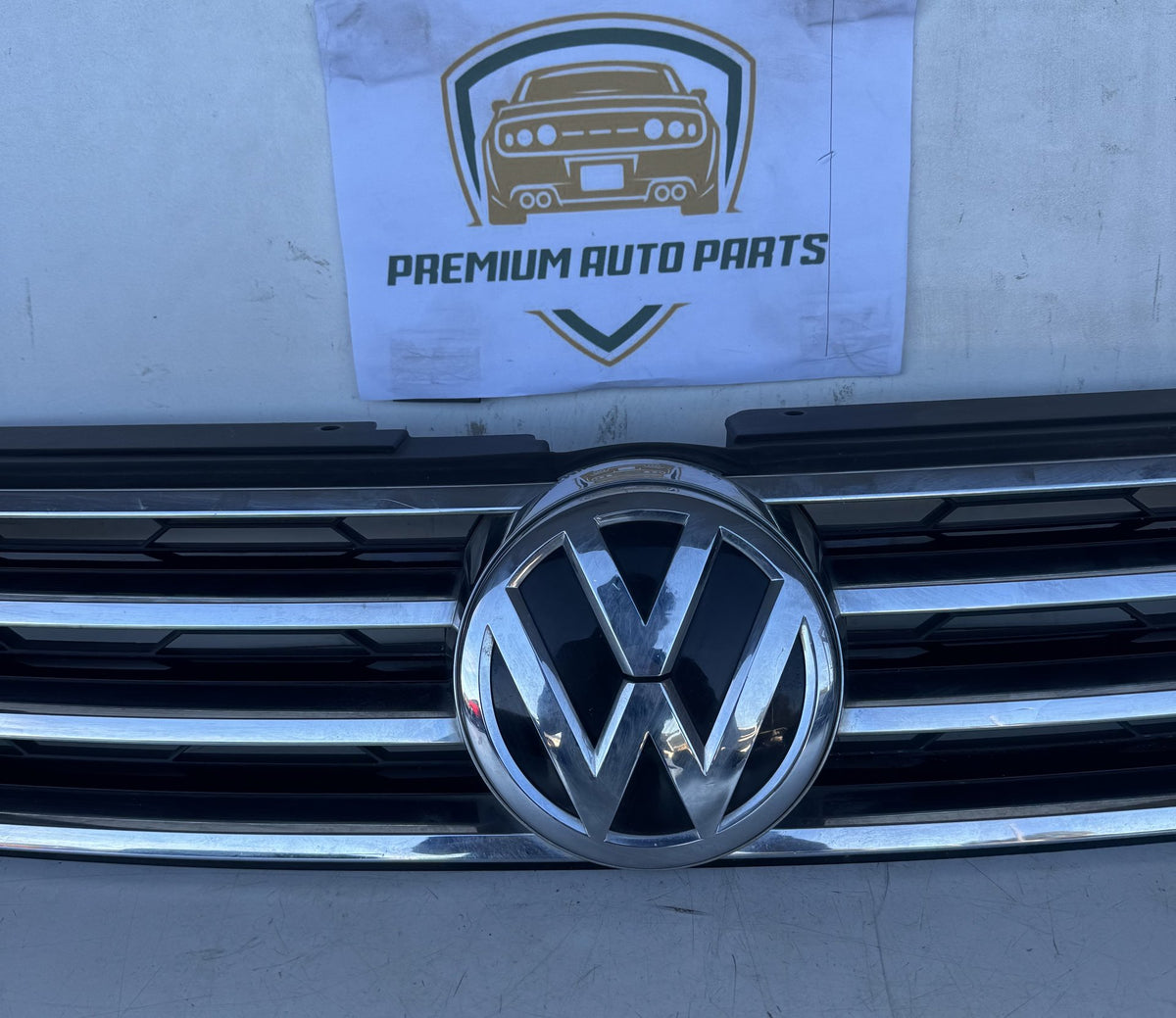 2016 Volkswagen Touareg MK3 - CR Station Wagon Grille