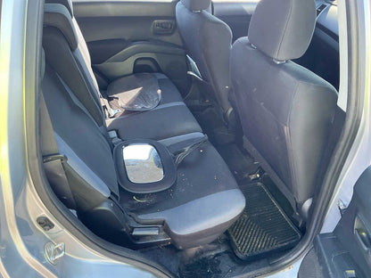 2010 Mitsubishi Outlander LS ZH