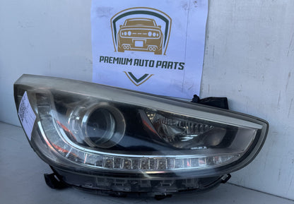 2017 Hyundai Accent RB Hatchback Right Headlight