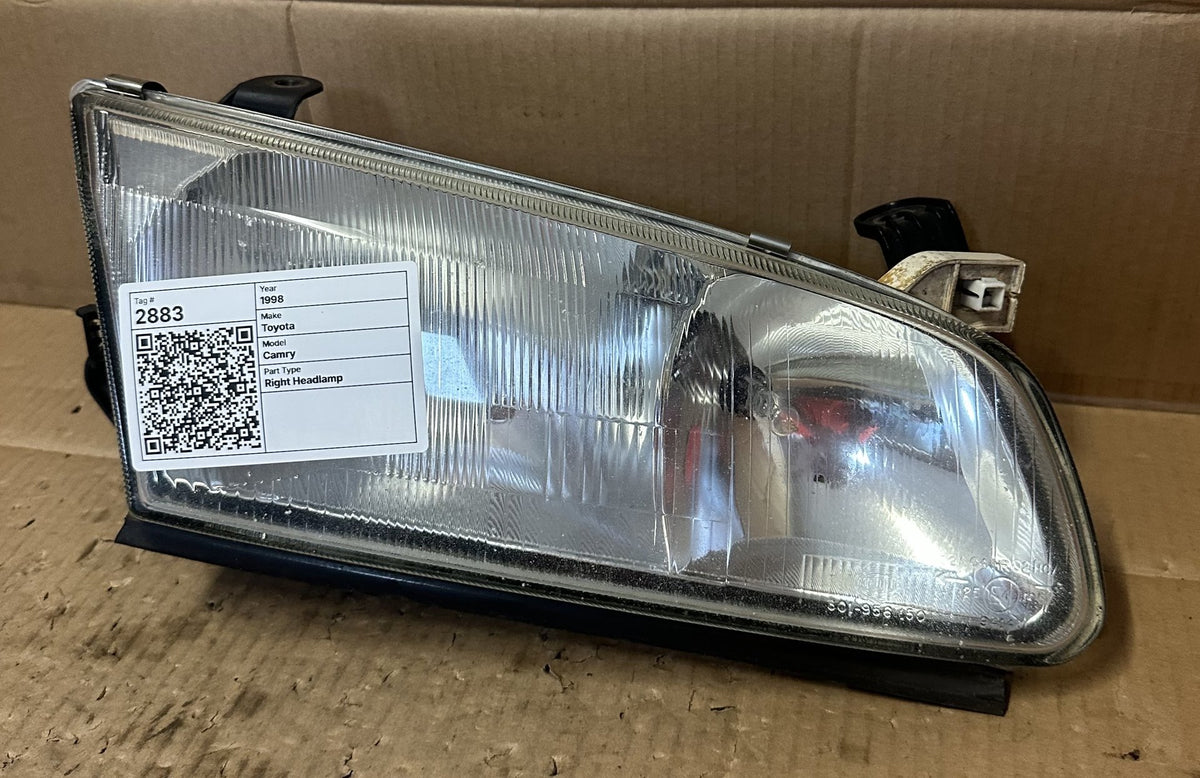 1998 Toyota Camry XV20 - Right Headlight