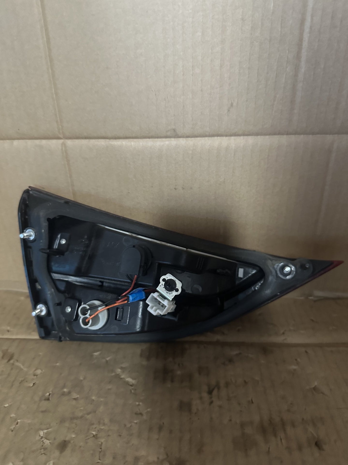 2014 Hyundai Elantra MD Sedan Right Boot Light 92404-3X2