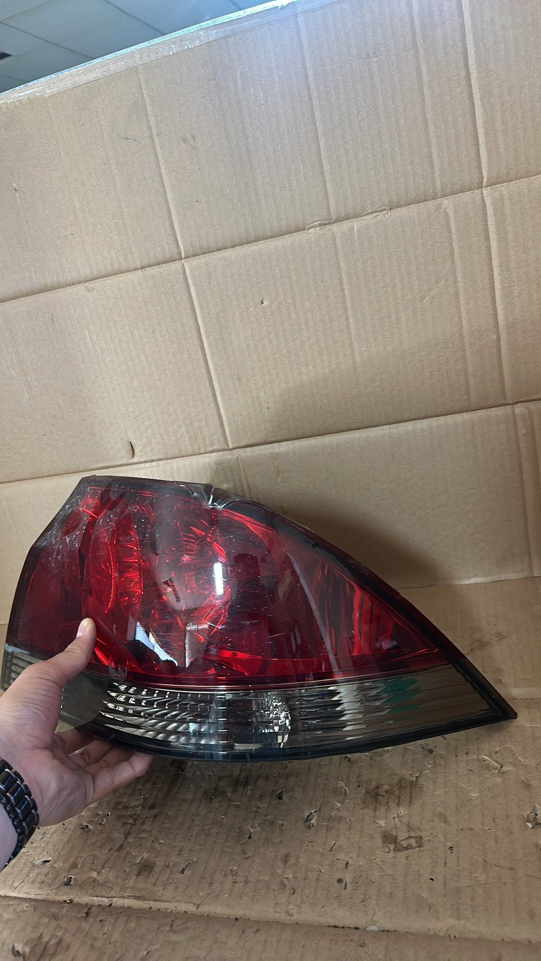 2004 Mitsubishi Lancer Sedan Right Taillight STANLEY P3101R