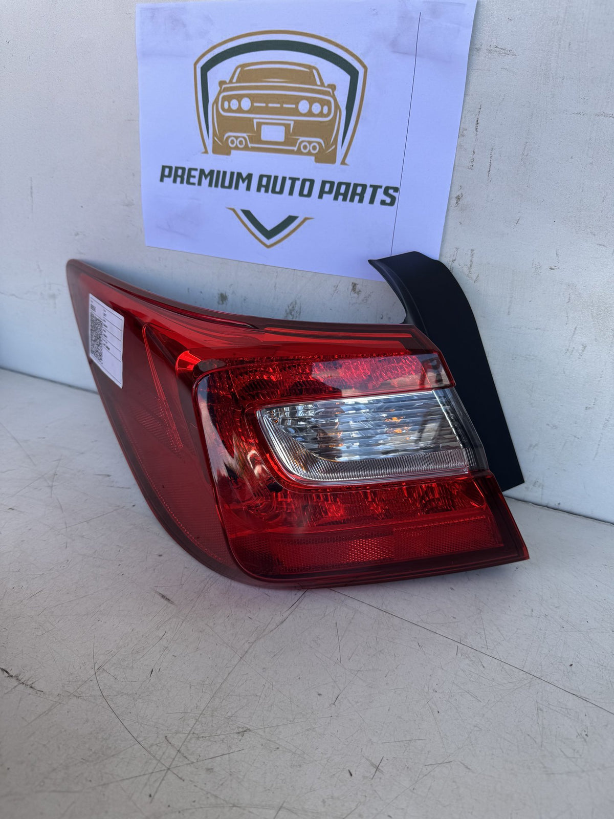 2017 Subaru Legacy Left Taillight koito 220-60231