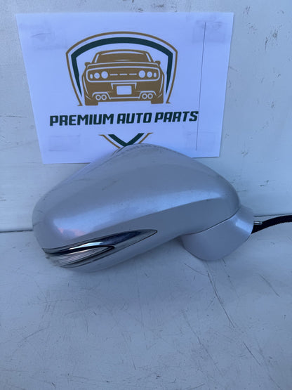 2010  E20 Right Door Mirror