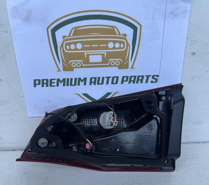 2019  EQ Left Boot Light