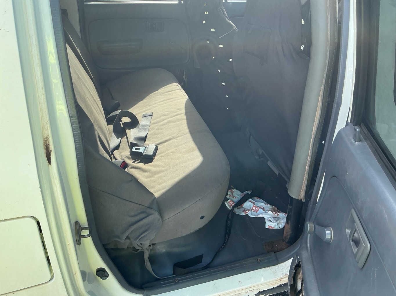 2002 Toyota Hilux CD N120