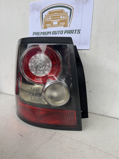 2011 Land Rover Land Rover Station Wagon Left Taillight