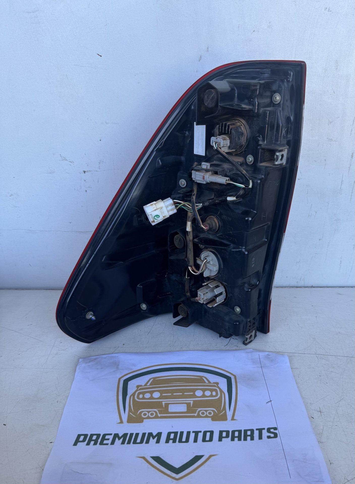 2023 Toyota Hilux Pickup Right Taillight