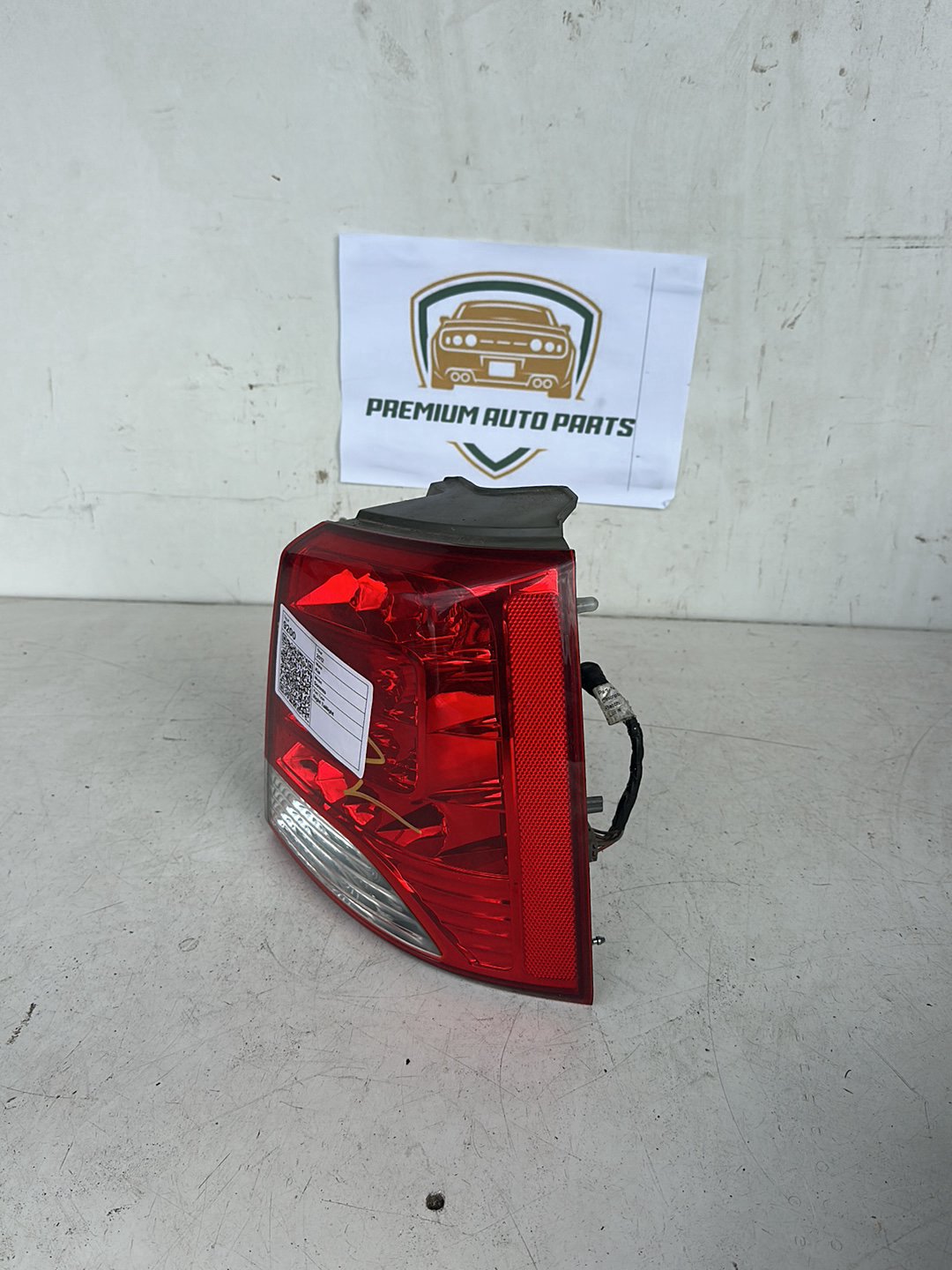 2012 Kia Sorento Station Wagon Right Taillight