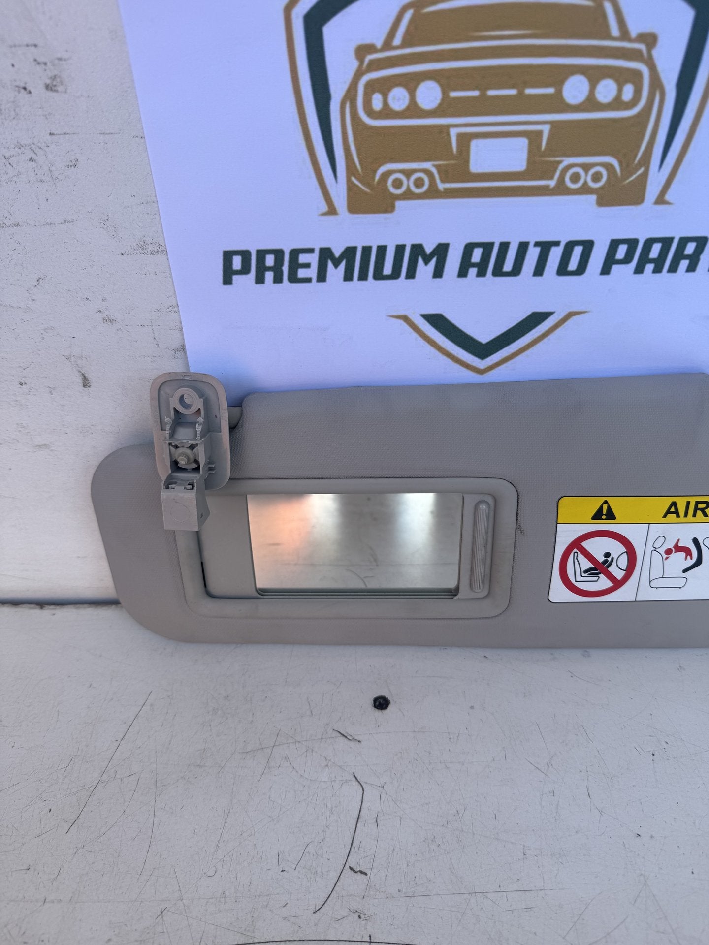 2014   Left Sun Visor