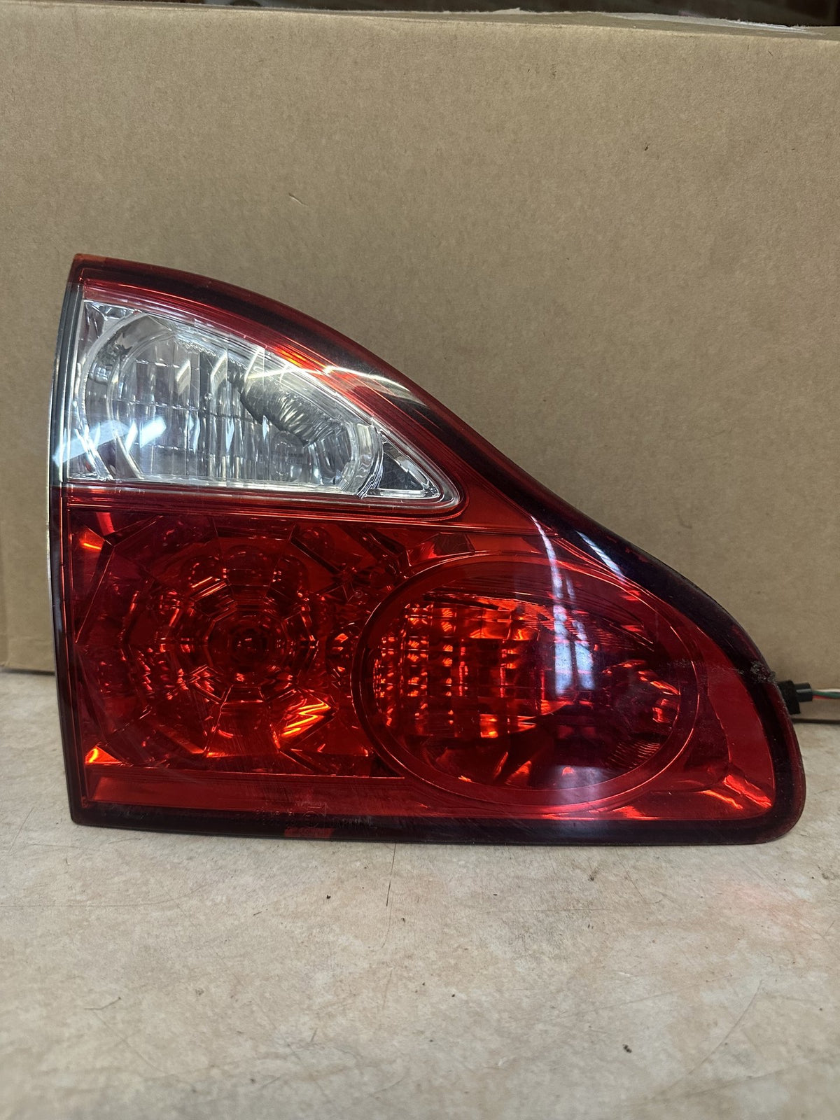 2006 Toyota Avensis Avensis Station Wagon Left Boot Light 4459