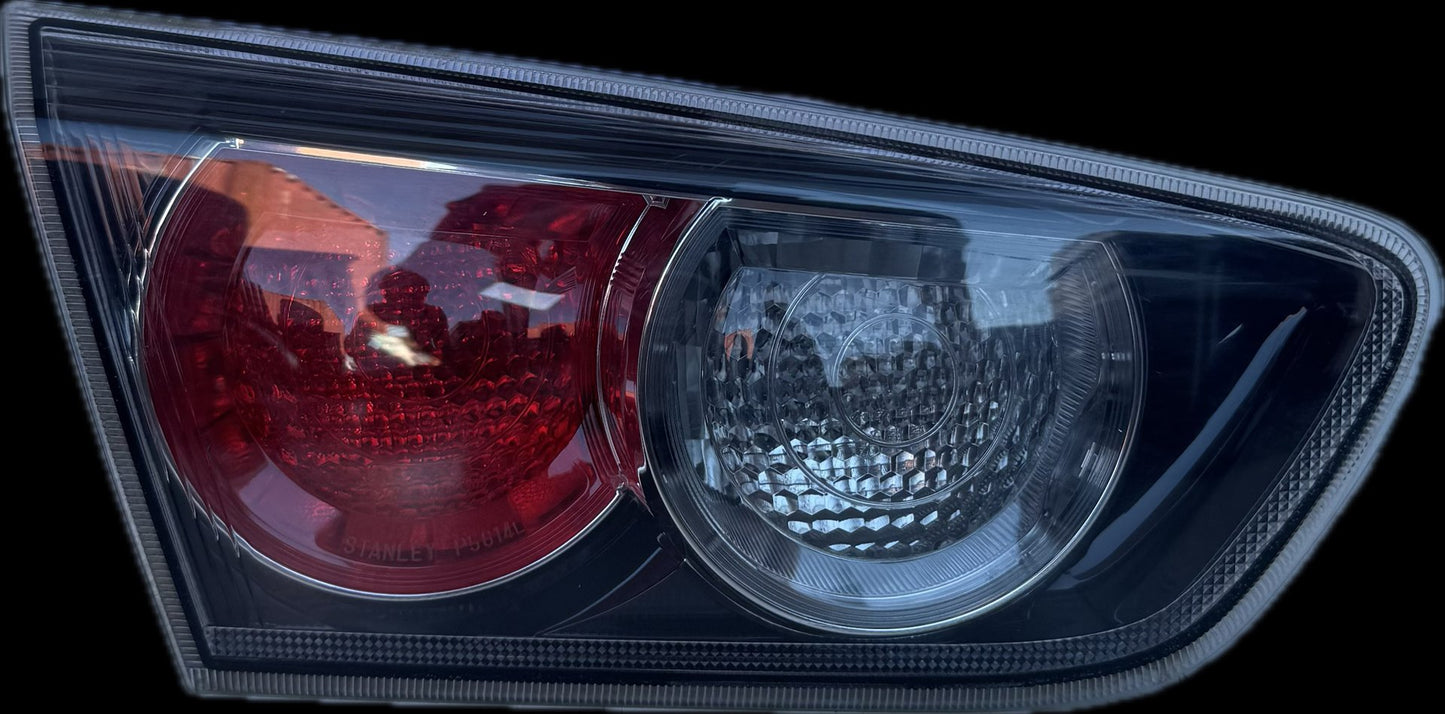 2017  CF Left Boot Light