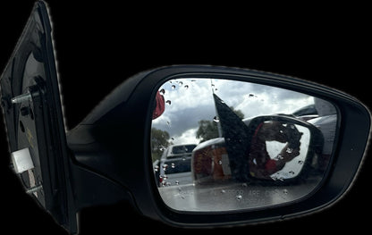 2014 Hyundai i30 GD Hatchback Right Door Mirror