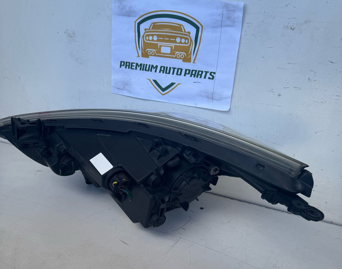 2016 Hyundai Accent Sedan Right Headlight 92102-1R7XX