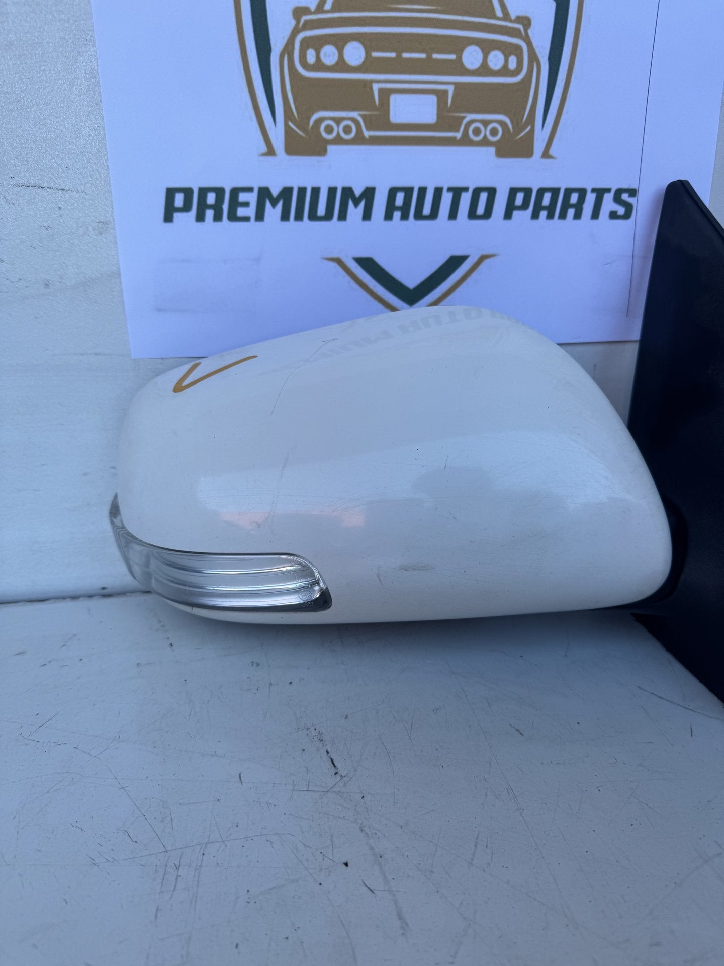 2010  E150 Right Door Mirror