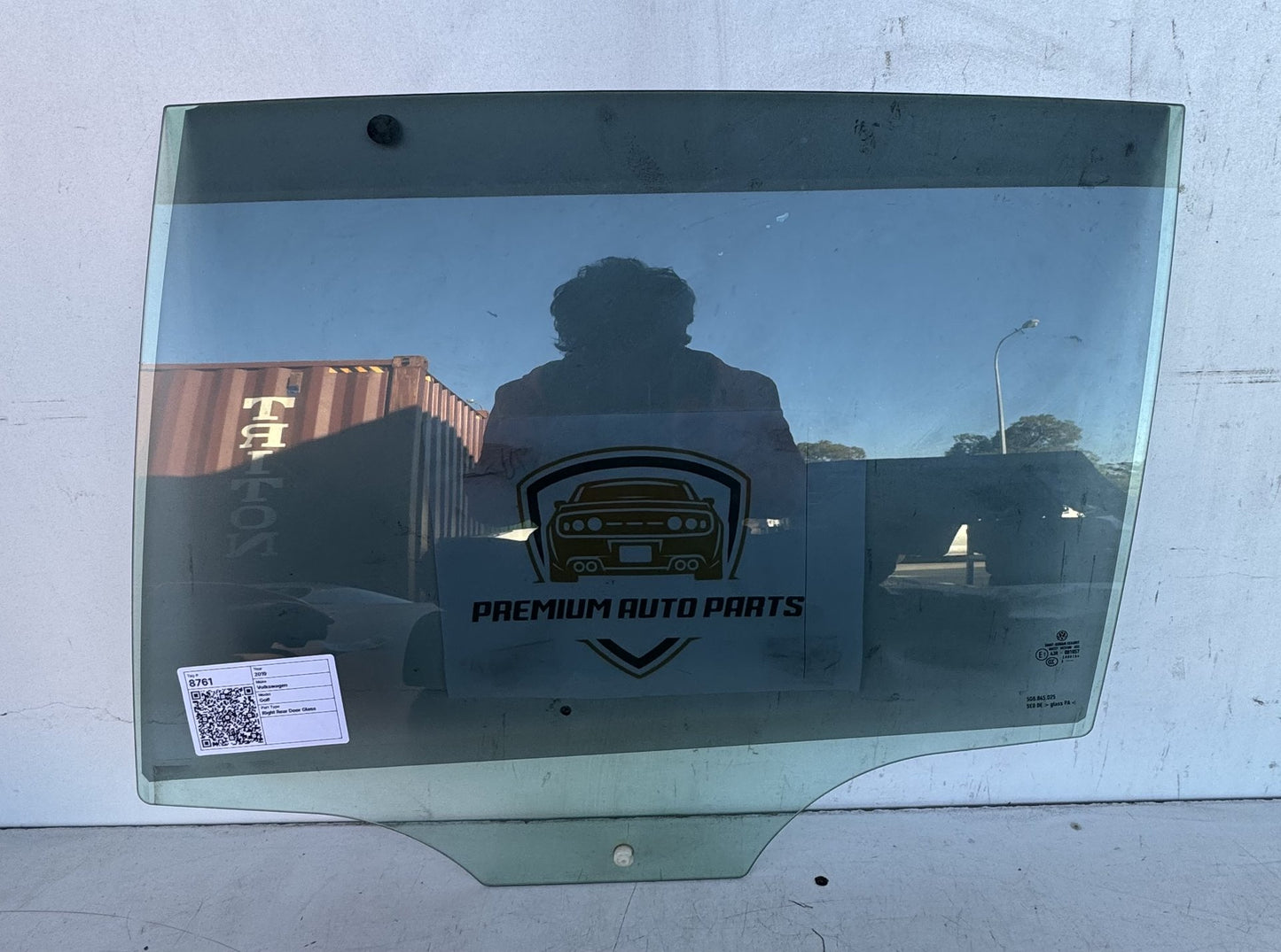 2019 Volkswagen Golf Station Wagon Right Rear Door Glass