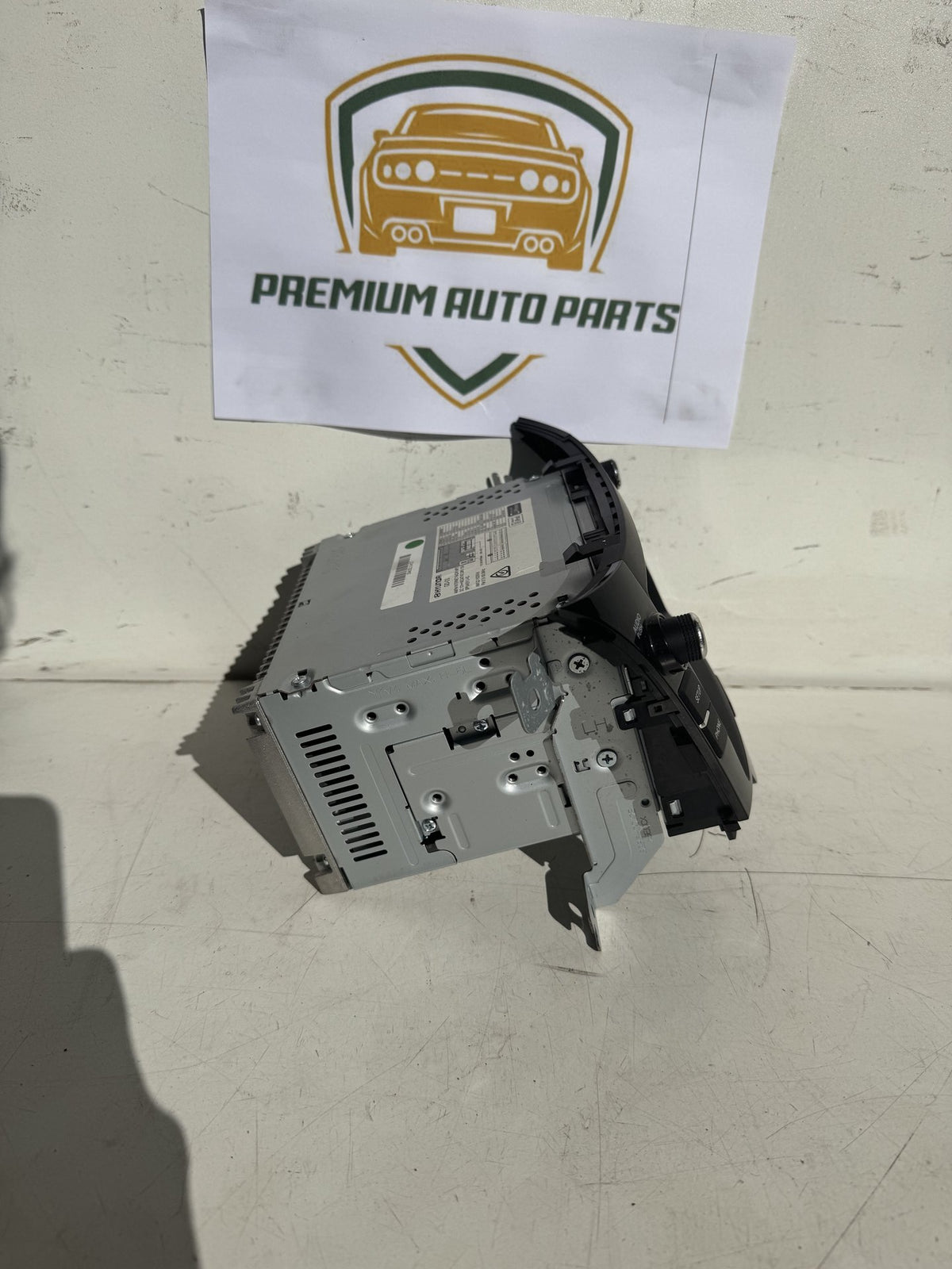 2016 Hyundai i30 GD Hatchback Stereo Head Unit 3236-00058