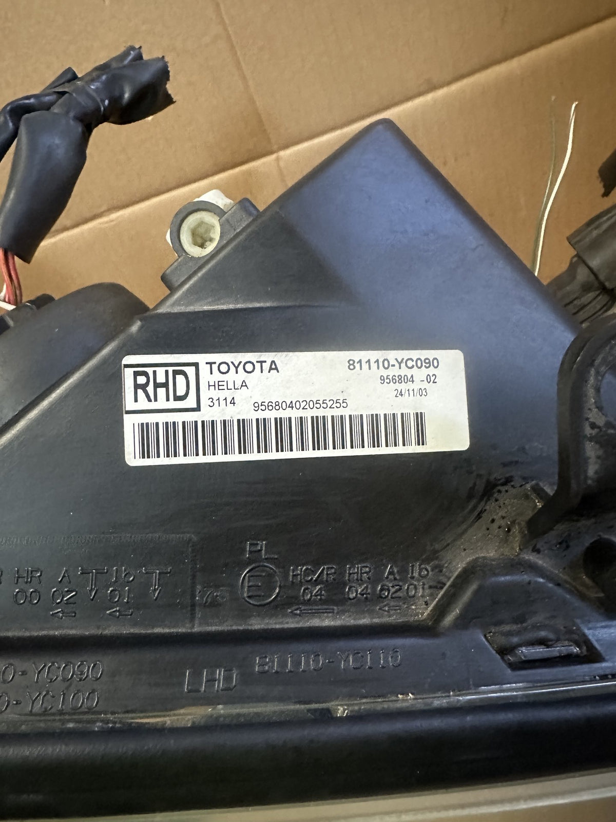 2003 Toyota Camry V30 - Right Headlight