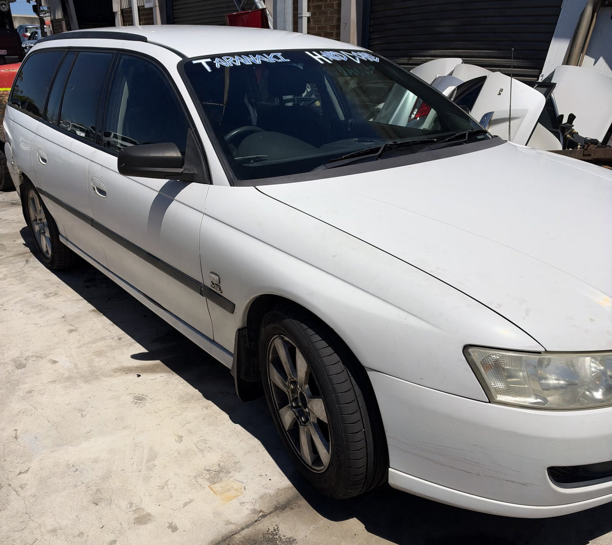 2005 Holden Commodore VZ