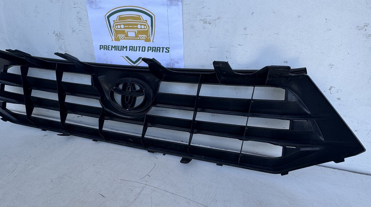 2007-2014 Toyota Kluger U40 SUV Grille 53111-48110