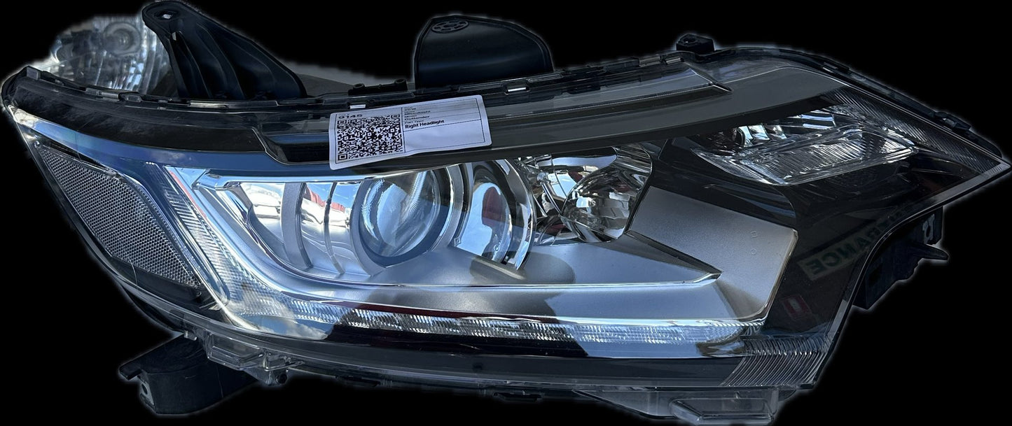 2018 Mitsubishi Outlander Station Wagon Right Headlight