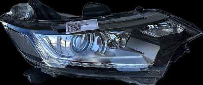2018 Mitsubishi Outlander Station Wagon Right Headlight