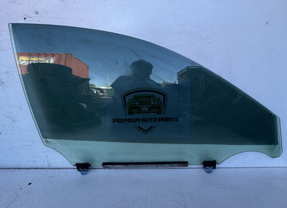 2010  E20 Right Front Door Glass