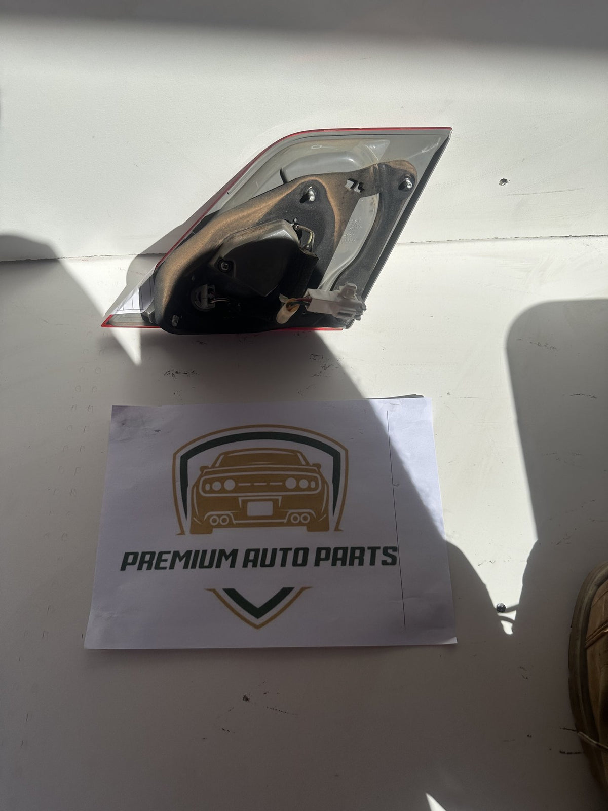 2006-2012 Toyota Aurion V40 Sedan Left Boot Light 06-124
