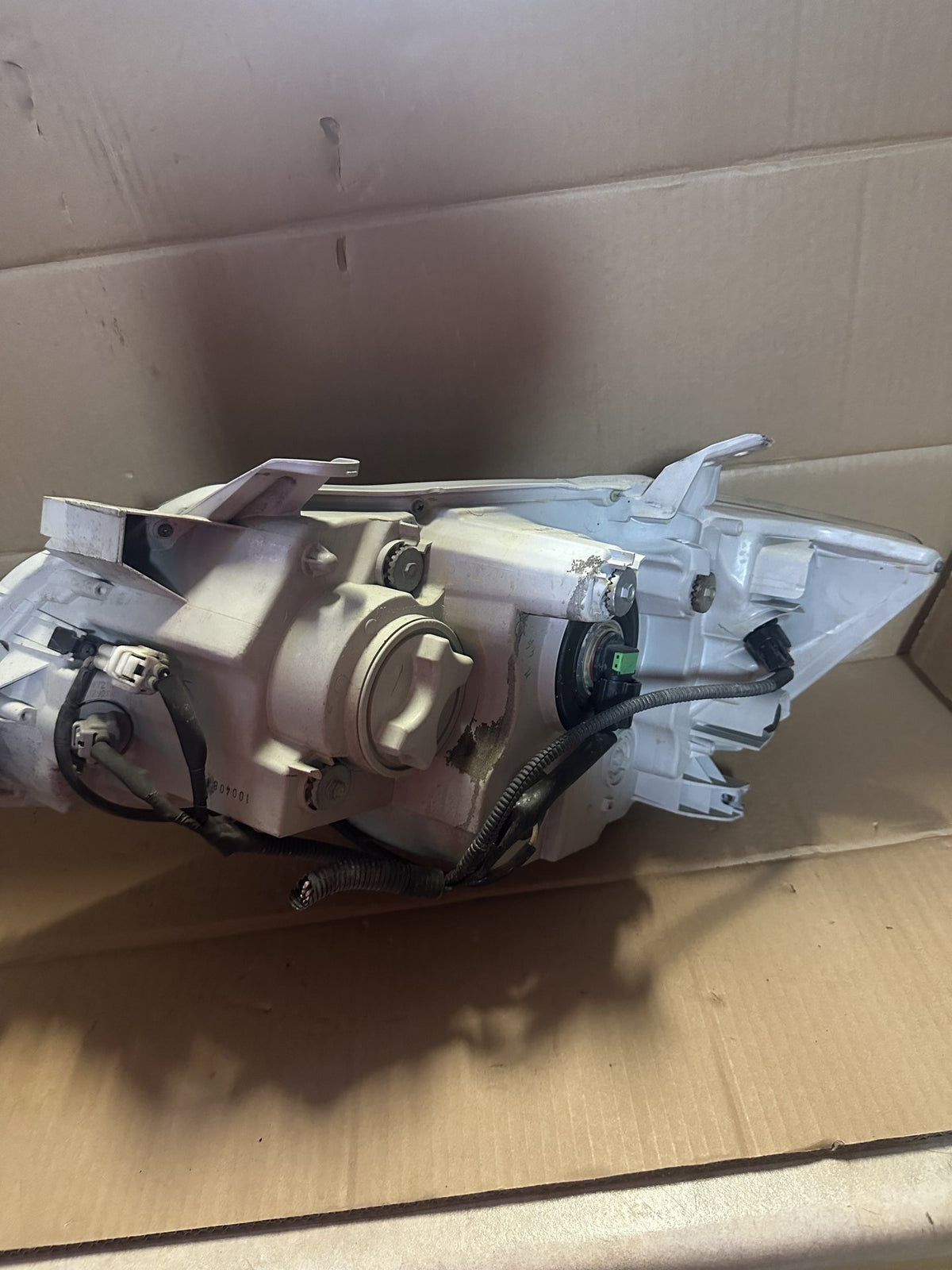 2006-2012 Toyota Aurion V40 GSV40 - Right Headlight
